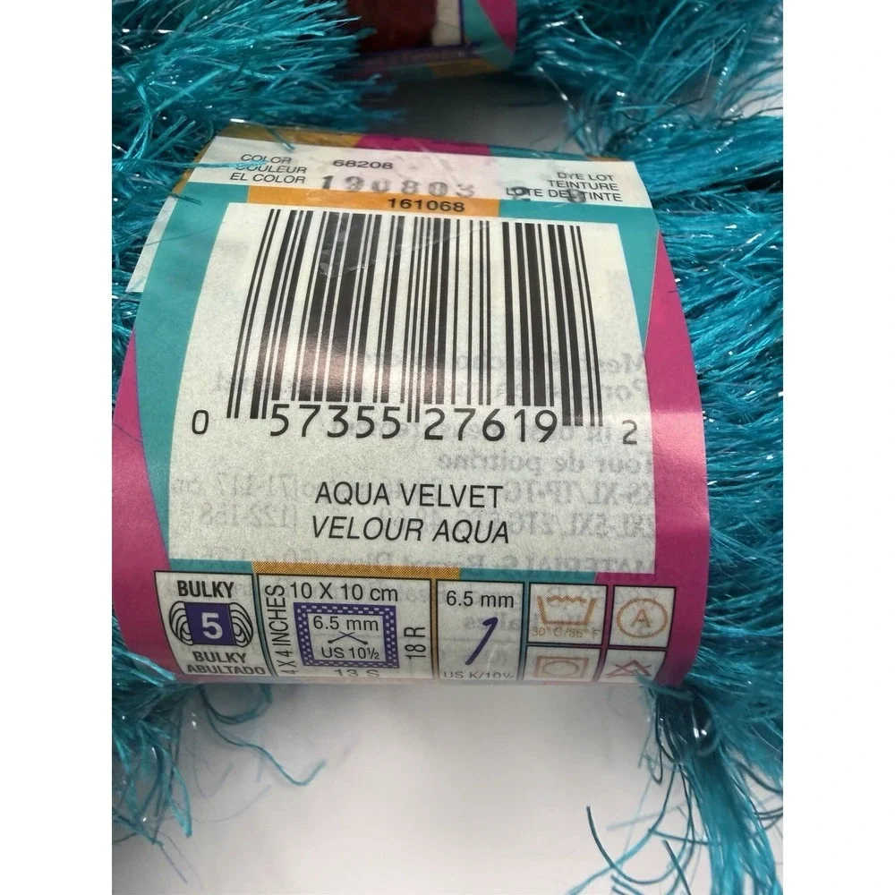 Bernat Disco Yarn Aqua Velvet 67% Acetate 33% Polyester Eyelash Lot Of 6